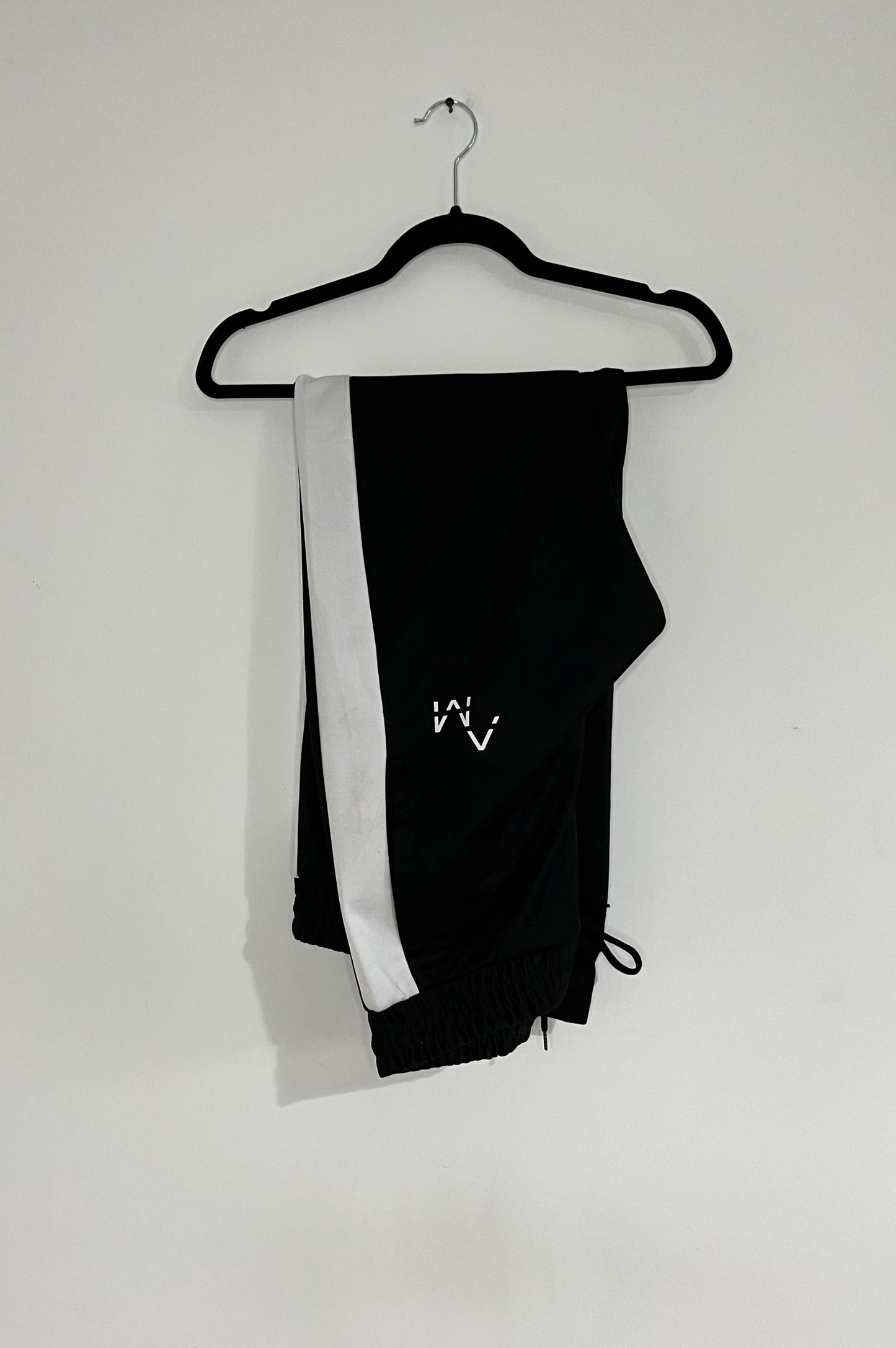 AM Casual Wear Tracksuit (NEW 2023 Logo Design)
